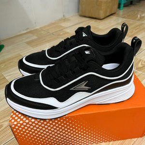 Men's and Women's Sports Shoes